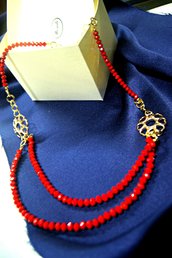 collana lunga catena dorata e perle rosse cristallo Claudia 