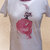 T-shirt con donnina di cuori