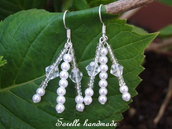 Orecchini di perle bianche