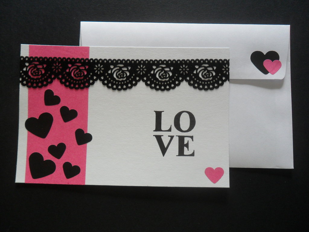Biglietto D'Auguri Rosa 'You're Getting Married' - Fatto A Mano In UK, Carta Spessa 280g/m², 115x110mm, Con Busta, Vuoto Interno