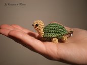 tartaruga portachiavi amigurumi