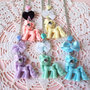 Collana con Little Pony in colori pastello, fiocchetto e cuore 