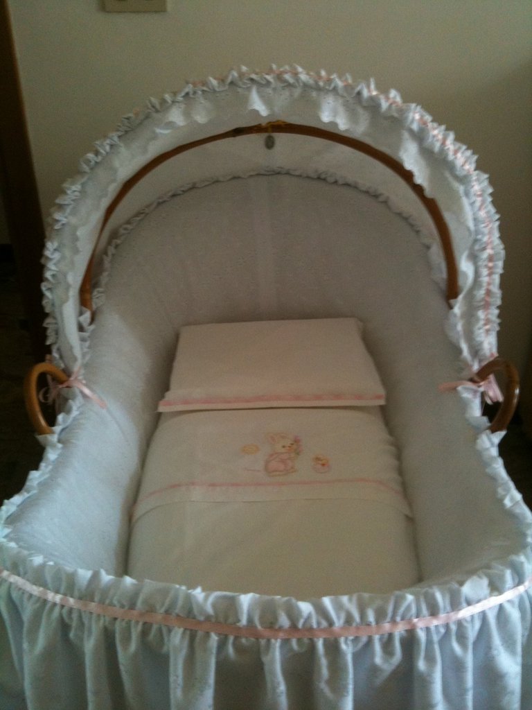 culle in vimini rivestite