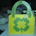 borsetta feltro colore giallo e verde fatta a mano decorata con nastri e perle