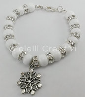 Bracciale charm Giada bianca e strass donna Glamour color argento