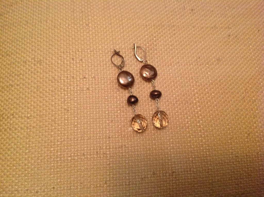 Orecchini A Clip Betsy S By Bello London – Placcato Argento Con Cristalli E Perla – Vite Regolabile