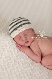 Cappello Neonato a strisce in lana baby merino,realizato ai ferri,colore personalizzabile-taglie da 0 a 12 mesi