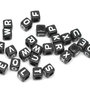 26 perle cubo(1 set alfabeto) 6 mm a foro largo 3,5 mm solo per oggi tanti supersconti