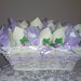 coni riso confettata n. 50 con cesto in composizione mista fiore lilla edera