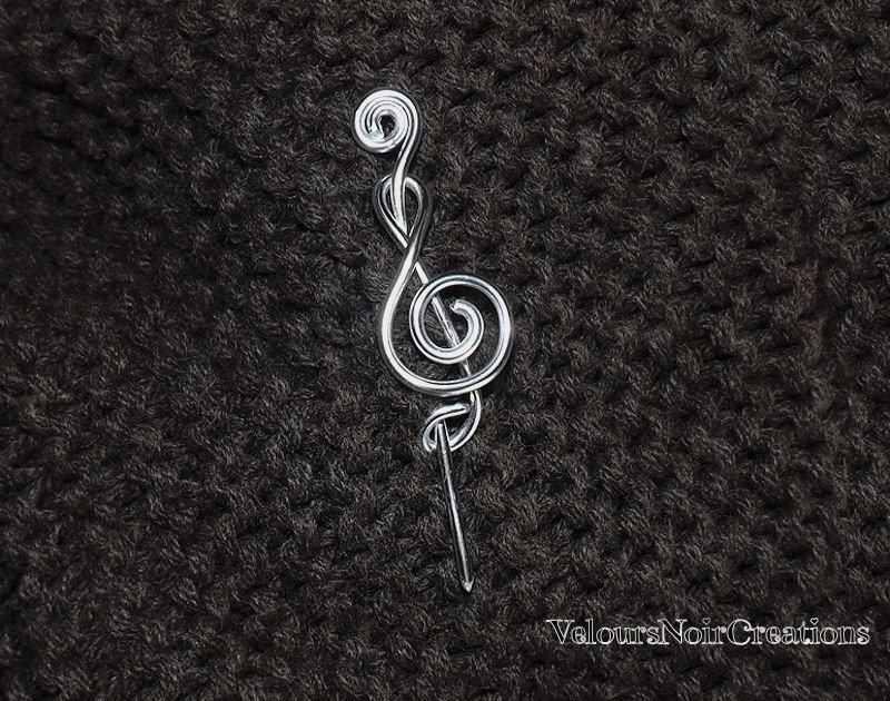 Belons Fashion Jewelry - spilla a forma di chiave di violino, con cristallo verde e strass, per donne e ragazze