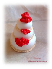 Mini wedding cake- mini torta- tortina con rose rosse- segnaposto matrimonio