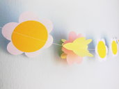 Ghirlanda decorativa 'Fiori': la decorazione per la festa di compleanno della tua fatina!