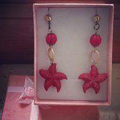 orecchini pendolo stella marina rossa