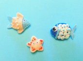 Set di 3 miniature in feltro: 2 pesci ed una stella marina con spilla