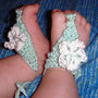 Sandaletti fiore per neonata - pattern a maglia