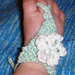 Sandaletti fiore per neonata - pattern a maglia