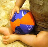 Palla in stoffa morbida fatta a mano per bambini