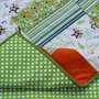 Copertina patchwork per bambini a colori vivaci misura lettino cm 107x130 "Le scimmiette Zizì" 