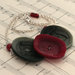C14.14 - Collana in argento con bottoni vintage rossi - Linea Retro