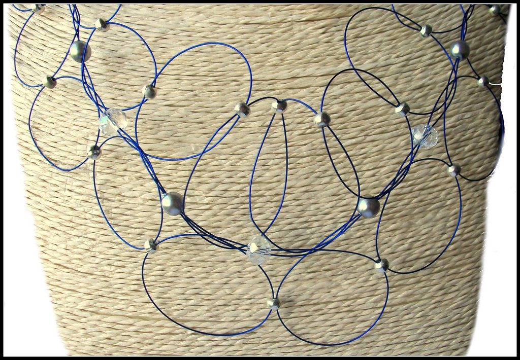 Parure Nodo Celtico: Collana, Orecchini E Anello Con Zirconia Cubica - Eleganza Senza Tempo