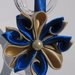 Cerchietto in raso blu elettrico con fiore kanzashi a petali blu e beige