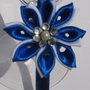 Idea regalo Cerchietto in raso blu con decoro fiore kanzashi blu e bianco