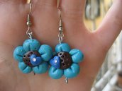 orecchini fiorellini blu
