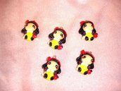 UN CHARMS FIMO   A SCELTA - dalla serie " una favola da indossare" BIANCANEVE - adattabili ad orecchini, braccialetti, collane, portachiavi