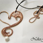 Cuore cavalluccio marino wire weaving a ventaglio rame naturale e giada pendente con collana