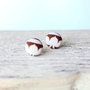 Orecchini bottoni - fantasia floreale marrone bianca stile vintage  fabric-covered button earrings