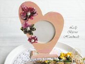 Cuore portafotografia da tavolo decorato a mano con Orchidee fatte in Sospeso Trasparente