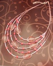 Girocollo multifile con perline e ovali rosa
