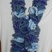 Sciarpa donna handmade con volants nei toni del blu