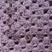 coperta tappeto quadrato lila fatto all'uncinetto