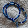 Bracciale in lycra blu/azzurro con perle in metallo
