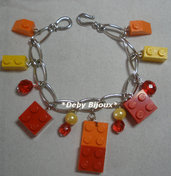 Bracciale mattoncini Lego e perline arancio