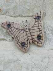 Farfallina decorativa in legno