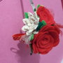 Cerchietto con fiori rossi e bianchi a pois in feltro fatto a mano