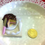 magnete tagliere con cibo in miniatura realizzato completamente a mano