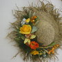 cappello con fiori