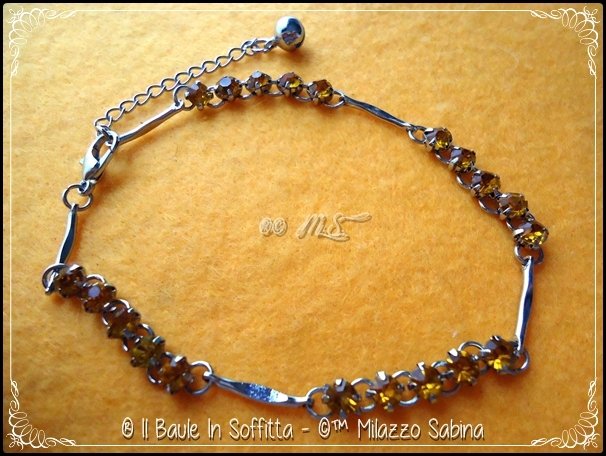 Bracciale con quadrifoglio in argento e cristalli di zirconi