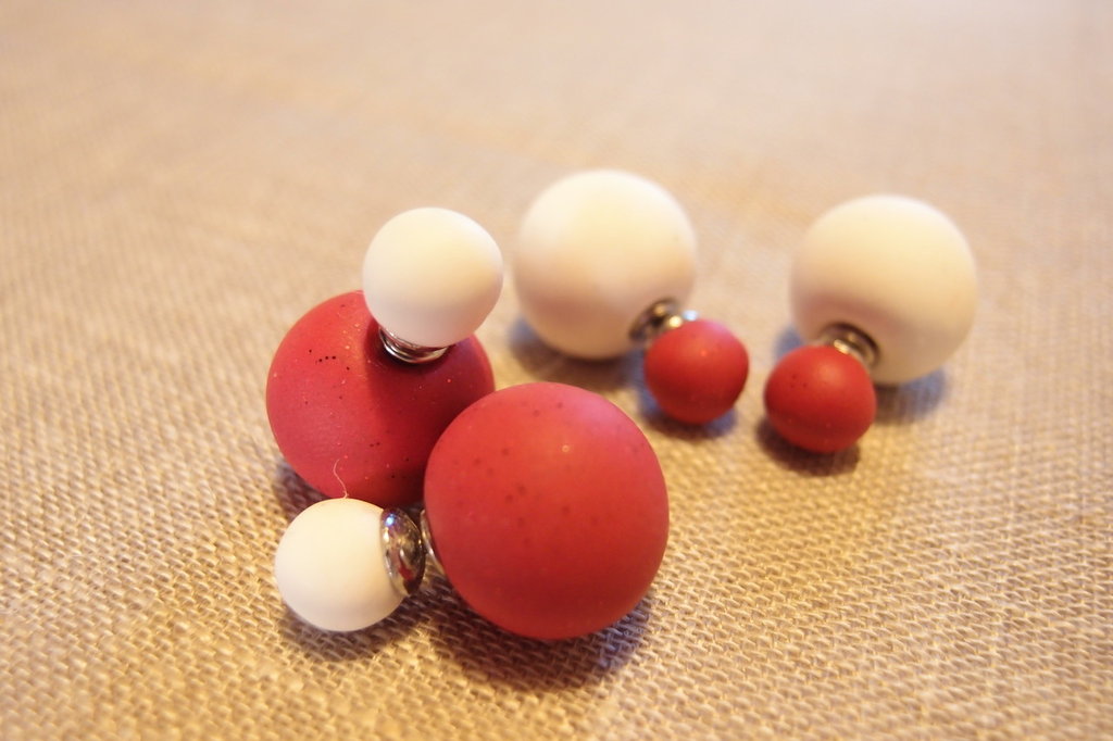 LeahMaria - Orecchini a doppia perla fronte/retro, a sfera, 2 pezzi, opaco