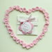 Bomboniera floreale: il bouquet di 3 fiori in feltro rosa per decorare il sacchetto portaconfetti fatto a mano!