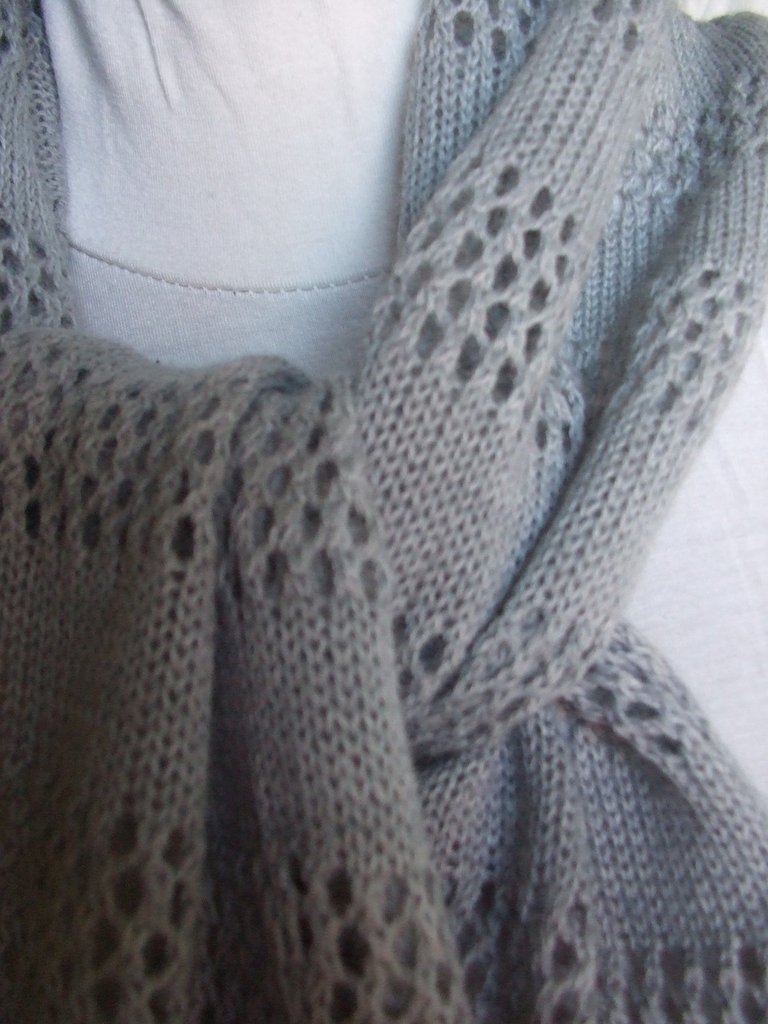Sciarpa Donna Rosa Cipria In Mohair, Fatta A Mano, Leggera E Trasparente, Lavorata A Maglia