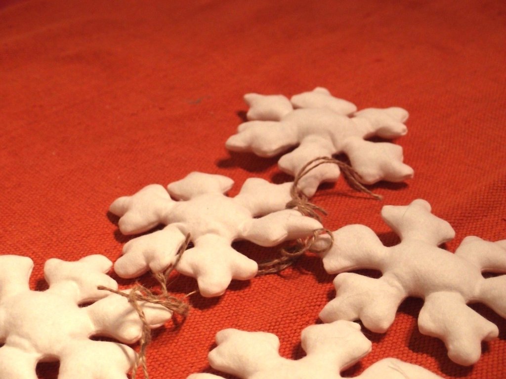 32 Decorazioni Natalizie Acriliche - Fiocchi Di Neve E Ghiaccioli Per Albero - Foto 3