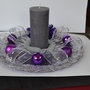 Piatto decorativo natalizio con palline viola