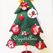 'Albero di Natale in feltro con decorazioni in feltro rosse e bianche: addobbo, gioco, decorazione per il tuo Natale! 