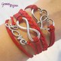 Bracciale multifile rosso scamosciato con cuori, love, infinito e treccia