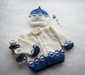 Abbigliamento neonato 0-3 mesi / Completino neonato 0-3 mesi/ cappellino / golfino / scarpette / abbigliamento bambino / regalo nascita / bianco e blu 