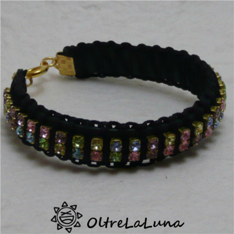 Bracciale Charm Macaron Donna TOOLATE - In Caucciù Con Perle E Strass, Made In Italy, Regalo Elegante - Foto 7